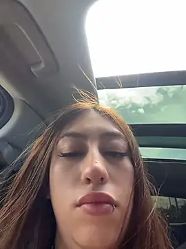Sara_fun Шоу с уебкамера