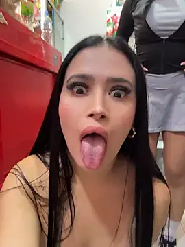 Pertunjukan Kamera Web Sara_fun