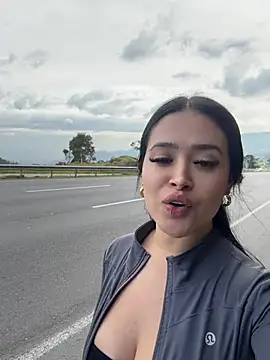 Sara_fun webkamerás műsora