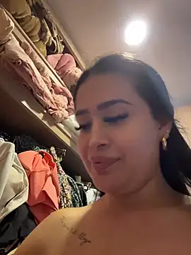 Chat +18 de Sara_fun ao vivo