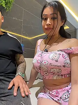 Онлайн чат XXX Sara_fun
