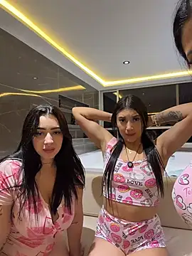 Sara_fun Chat XXX in diretta
