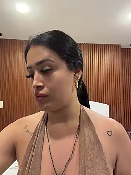 Sara_fun's Webcam Show