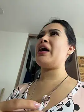 Sara_fun's Webcam Show