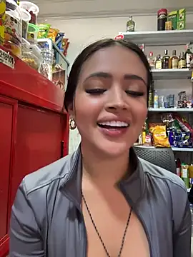 Sara_fun's Webcam Show