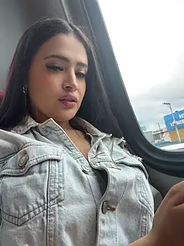 Sara_fun's Webcam Show