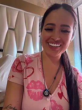 دردشة Sara_fun الجنسية المباشرة