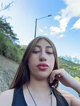 Sara_fun's Webcam Show