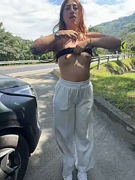 Sara_fun Adlı Modelin Canlı XXX Sohbeti