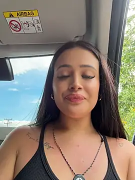 Sara_fun's Webcam Show