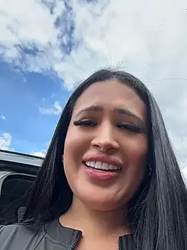 Sara_fun Шоу с уебкамера