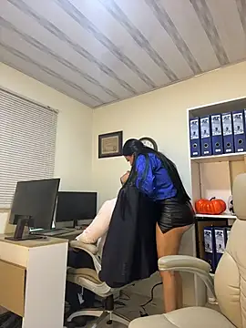 Sara_fun Adlı Modelin Canlı XXX Sohbeti