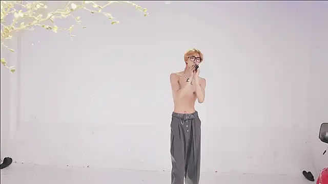 YLBOY-777 Webcam show
