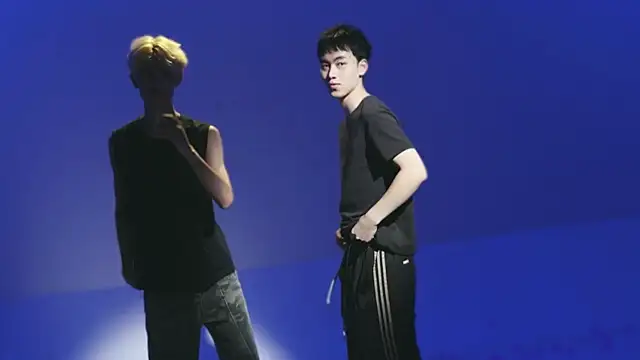 YLBOY-777 Webcam show