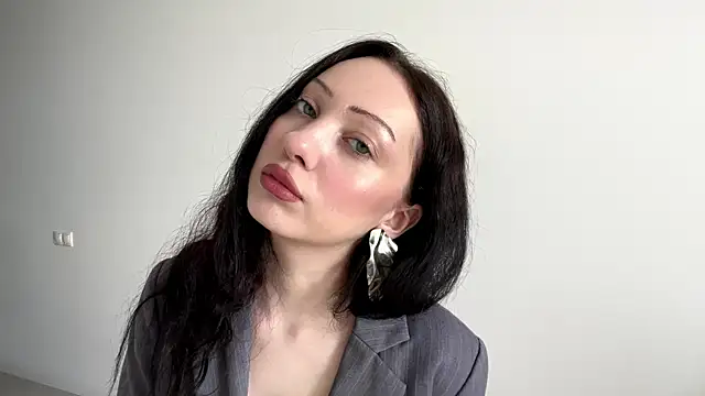 Meow_Alika: онлайн-секс-чат