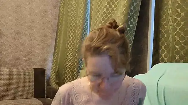 Miss_SandraX: онлайн-секс-чат