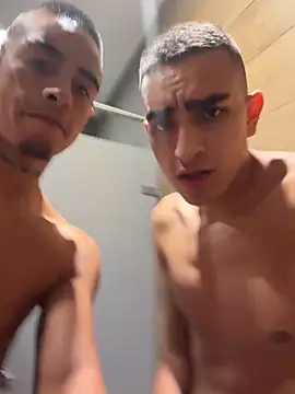 willclayy 在線直播表演