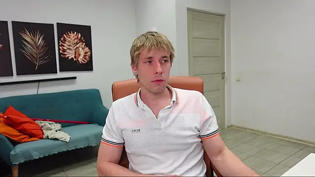 Show modela Richard_Hards na web-kameri