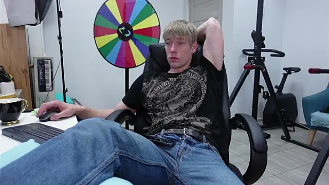 Show modela Richard_Hards na web-kameri