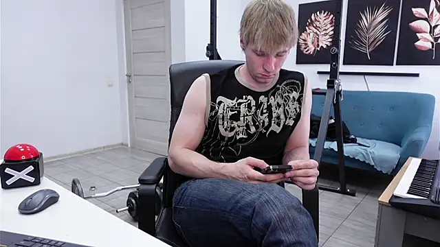 Show modela Richard_Hards na web-kameri