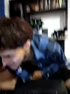 AoA-BoyStudent Pertunjukan Webcam