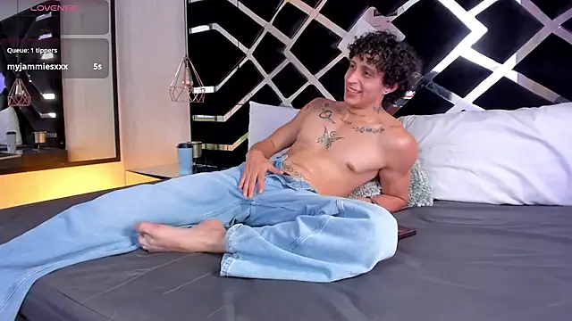 JayTaylorr Show Webcam
