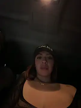 צ'אט XXX בשידור חי של Sophie_col
