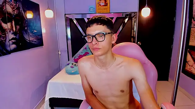 BlurEyes1 – webcam-show