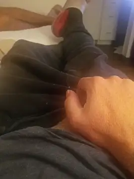 Travis212121 Show in webcam