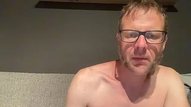 o_florian_o1: вебкам-шоу