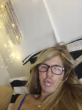 Marianne10 Webcamshow