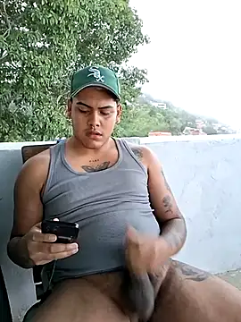 Saul_88 网络视讯表演