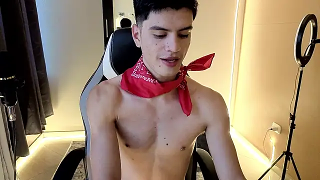 LeoTease Webcam show