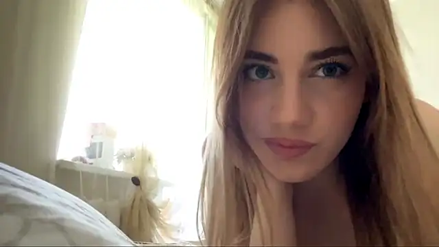 simmisweet's Webcam Show