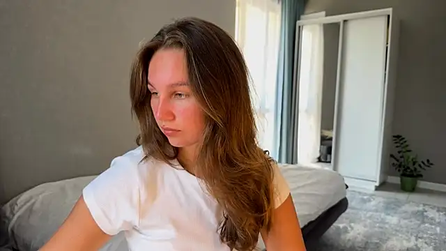 secretnaya_girl Adlı Modelin Canlı XXX Sohbeti