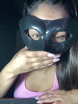 Show modela Juliett07 na web-kameri