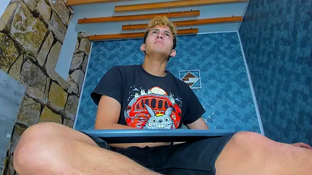 Webkamerová show Axel_Romanov