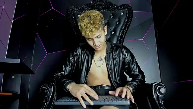 Axel_Romanov's Webcam Show