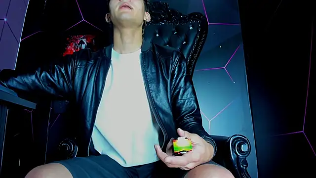 Show modela Axel_Romanov na web-kameri