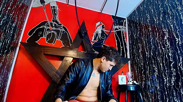 Axel_Romanov Adlı Modelin Web Kamerası Şovu