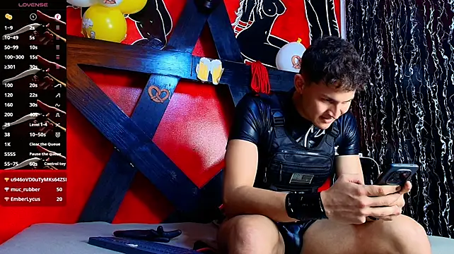 Axel_Romanov Show in webcam