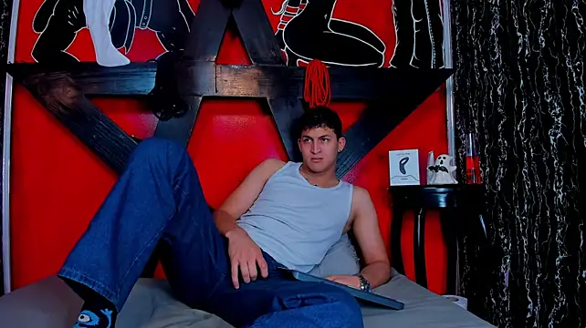 Show modela Axel_Romanov na web-kameri