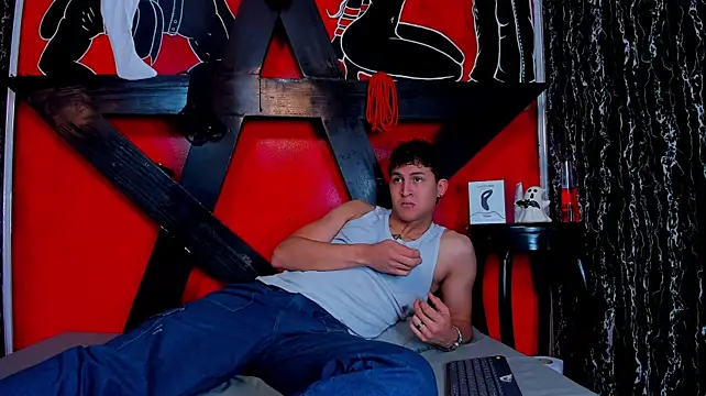 Axel_Romanov Adlı Modelin Web Kamerası Şovu