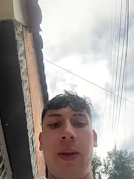 OLIVER_K Show in webcam