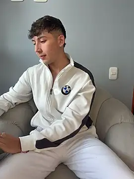 OLIVER_K 网络视讯表演