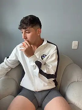 OLIVER_K Show Webcam