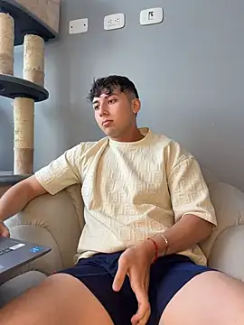 OLIVER_K Pertunjukan Webcam