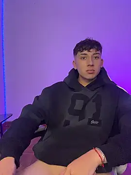 OLIVER_K Show Webcam