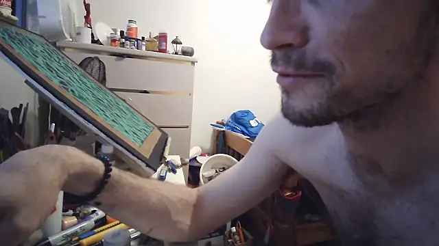 JohnnyMoves' Webcam Show