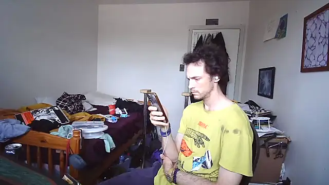JohnnyMoves' Webcam Show